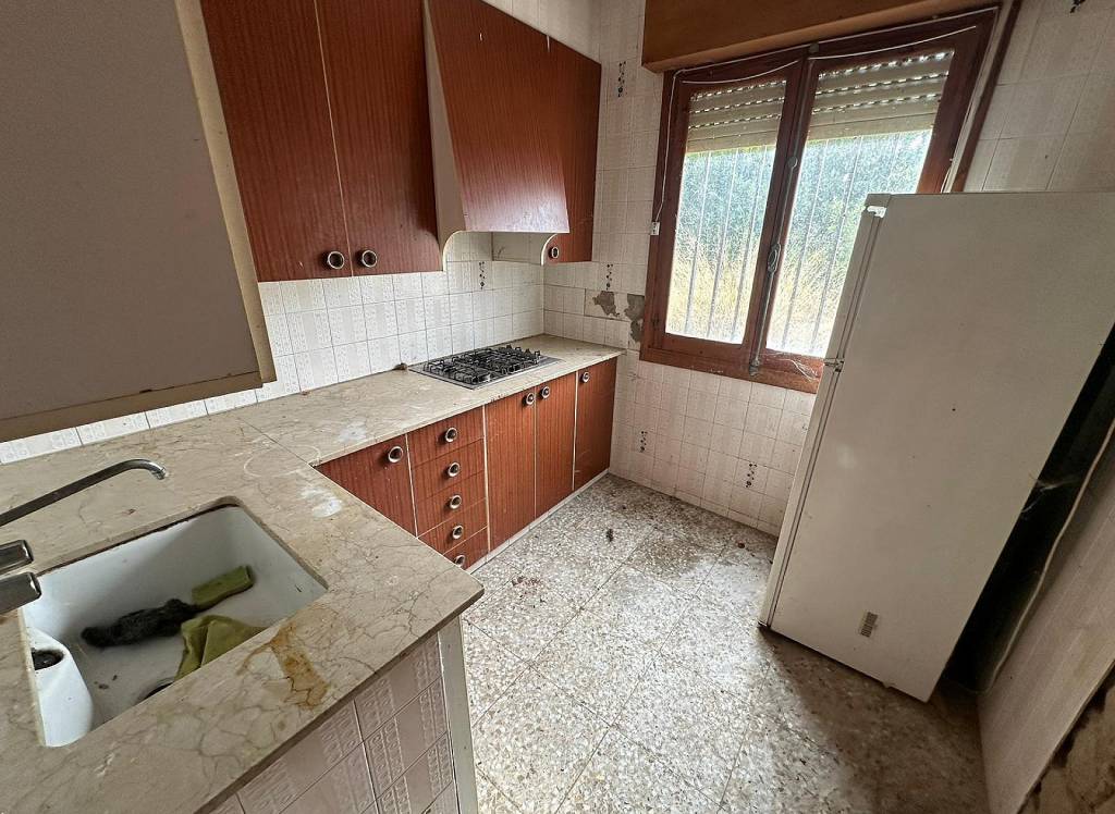 Resale - Country House - Novelda