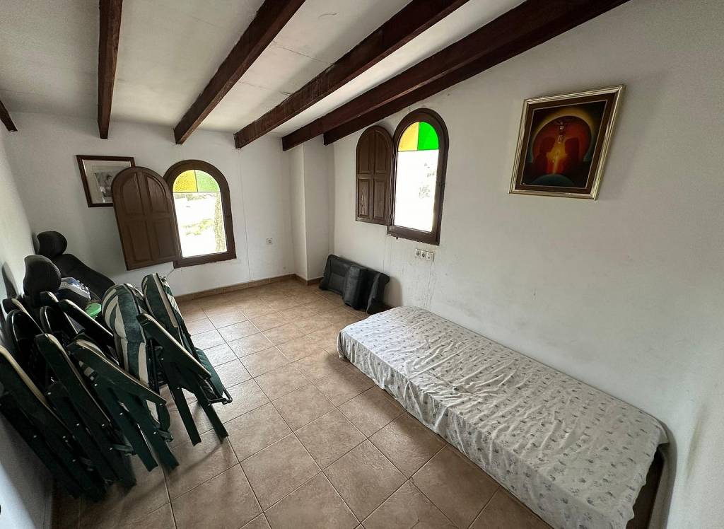 Resale - Country House - Novelda