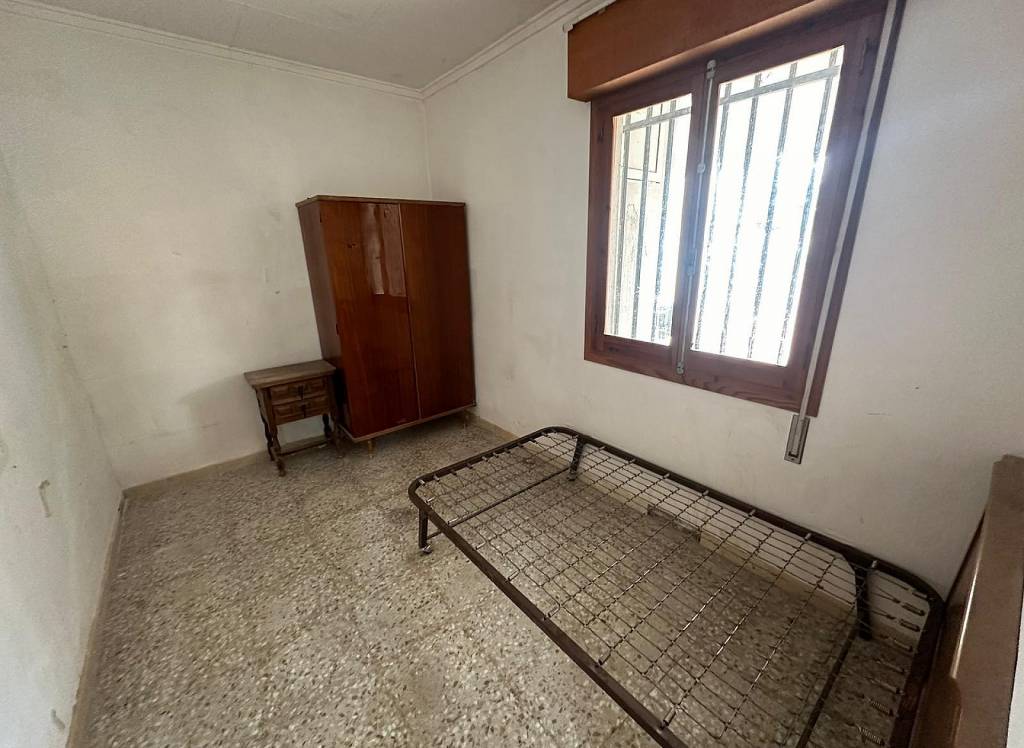 Resale - Country House - Novelda