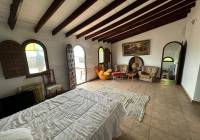 Resale - Country House - Novelda