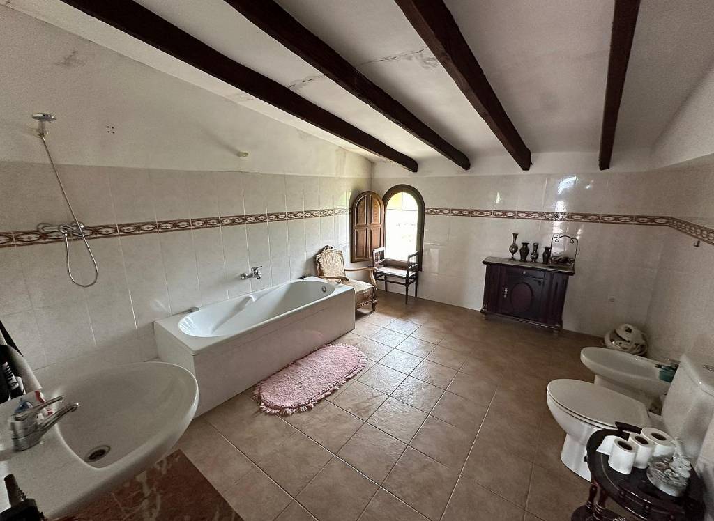 Resale - Country House - Novelda