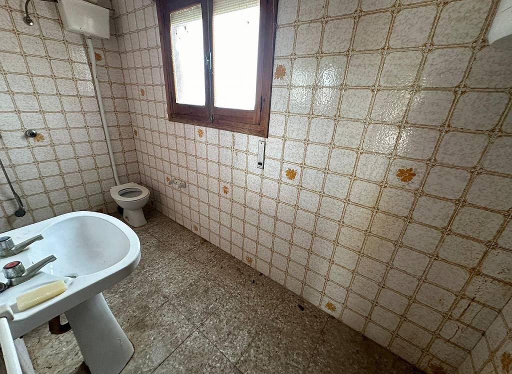 Resale - Country House - Novelda