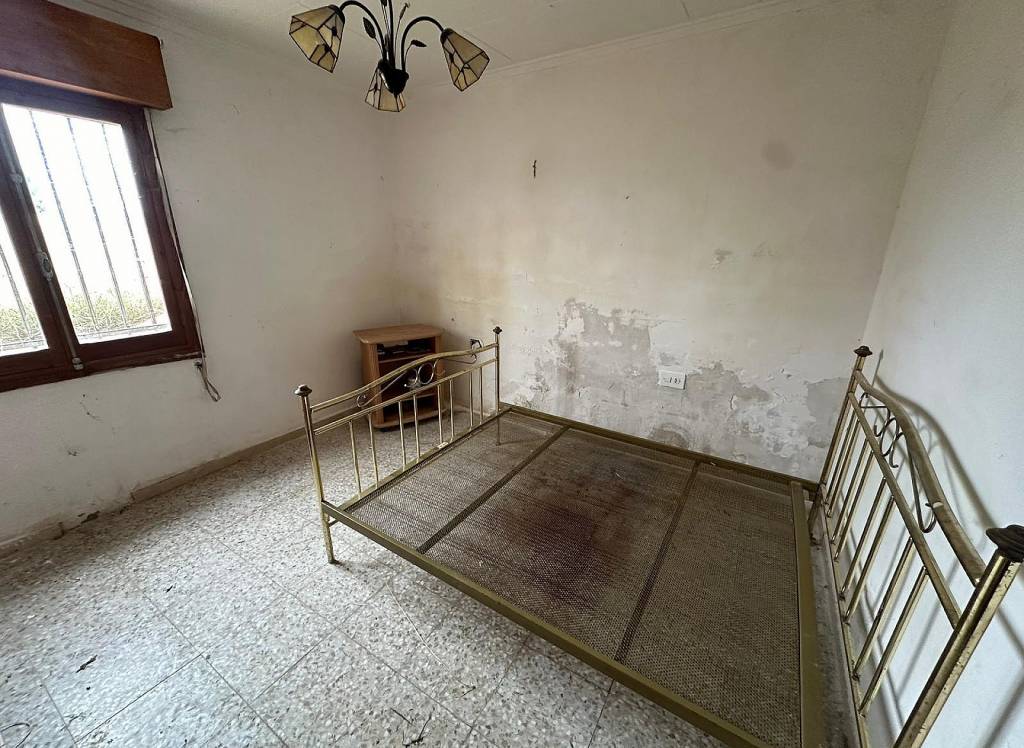 Resale - Country House - Novelda