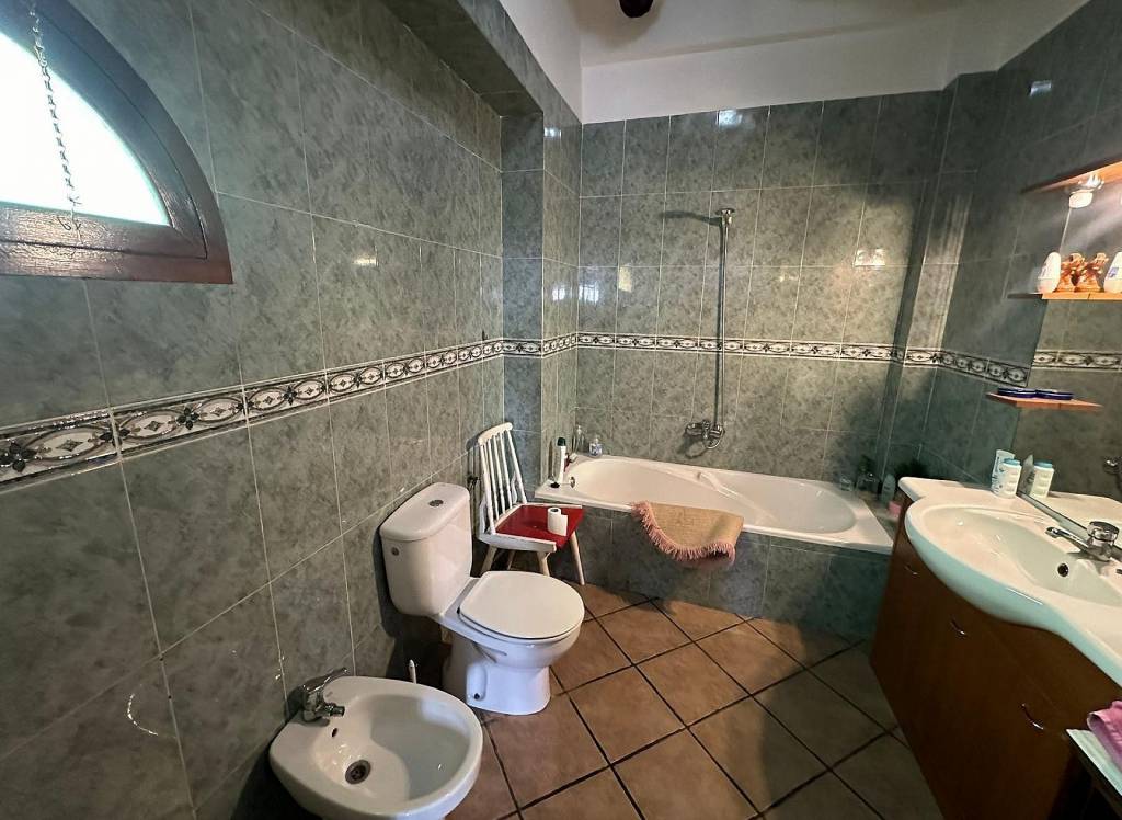 Resale - Country House - Novelda