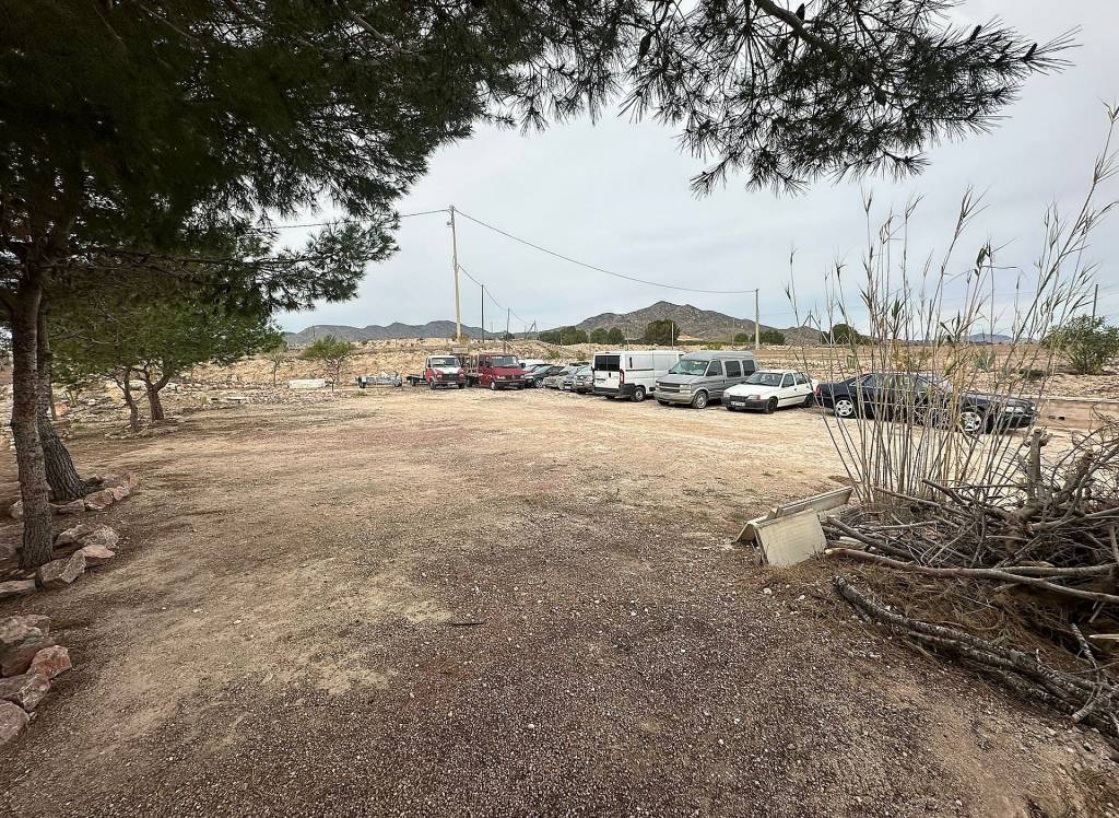 Resale - Country House - Novelda