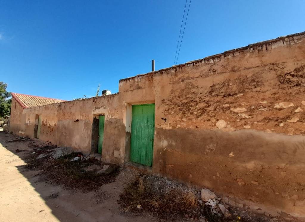 Resale - Country House - Pinoso - Edge of town