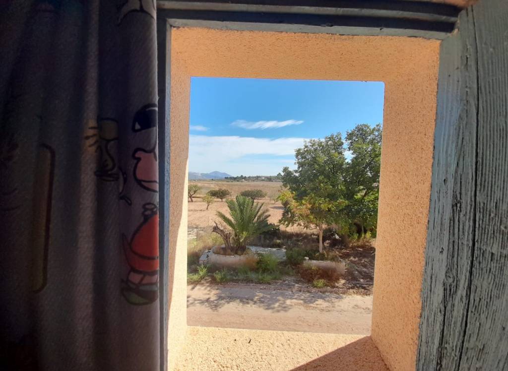 Resale - Country House - Pinoso - Edge of town