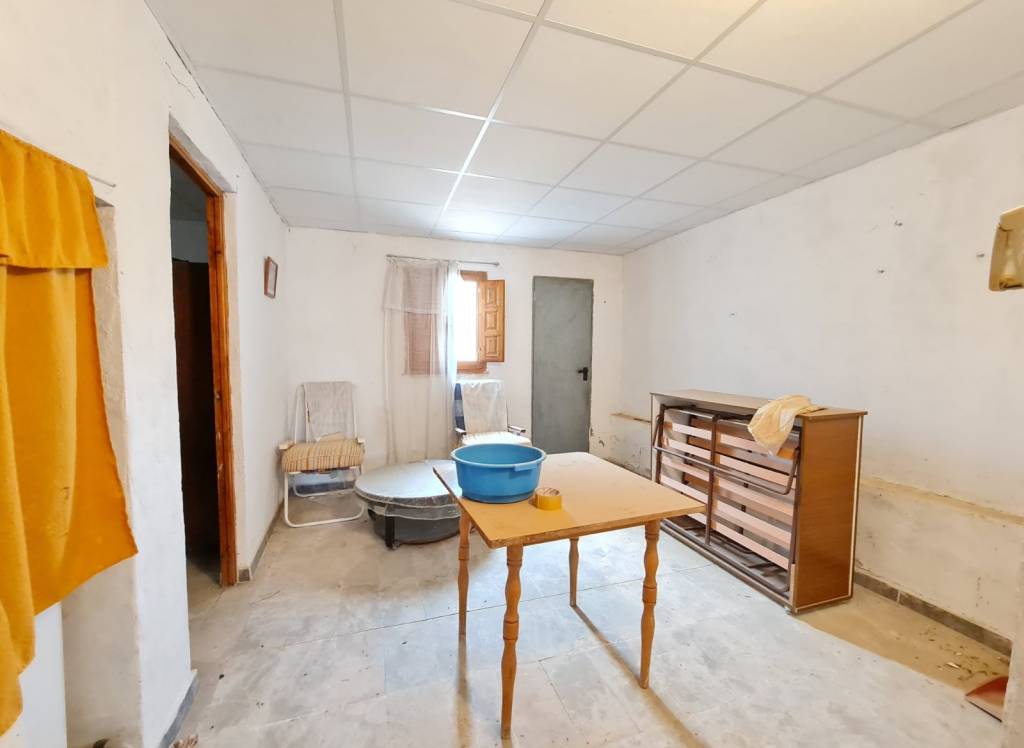 Resale - Country House - Pinoso - Rural location