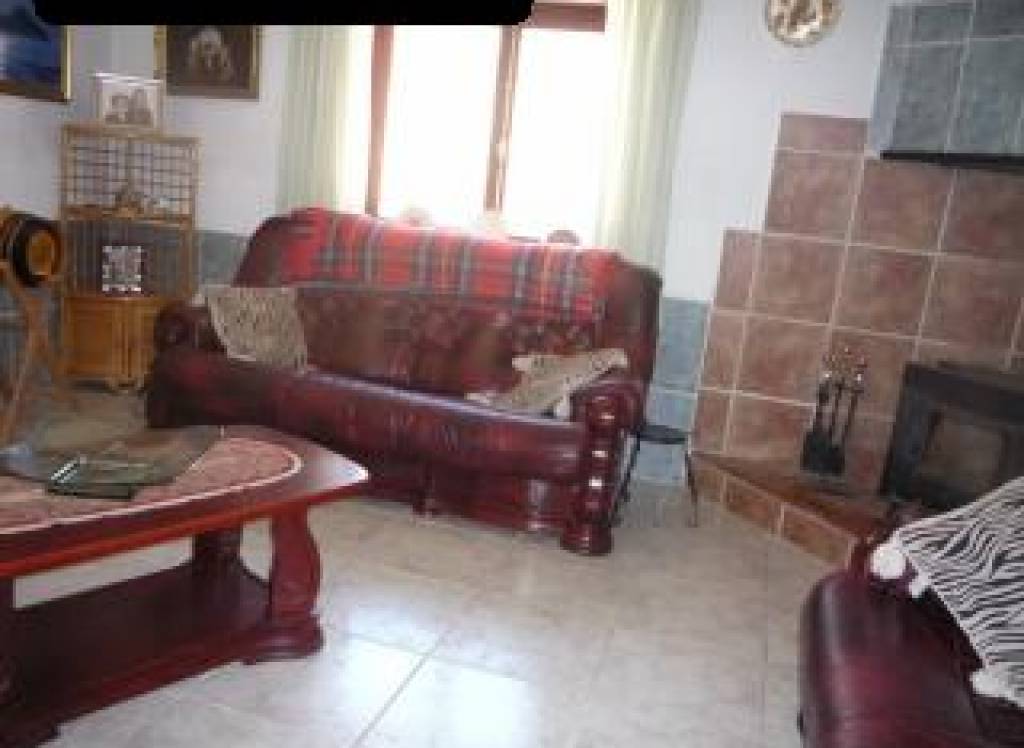 Resale - Country House - Pinoso - Urban location