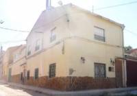 Resale - Country House - Pinoso - Urban location