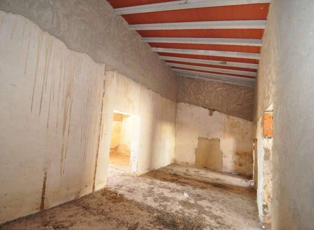 Resale - Country House - Raspay - Urban location