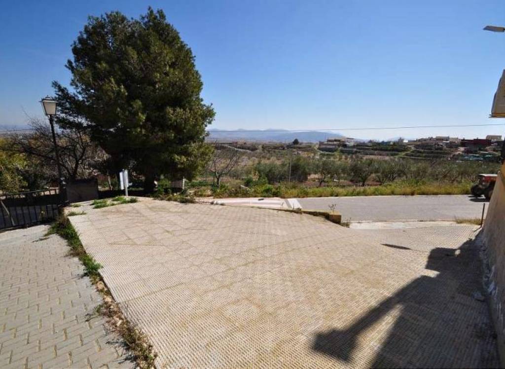 Resale - Country House - Raspay - Urban location