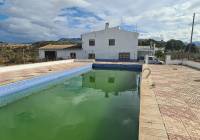 Resale - Country House - Sax