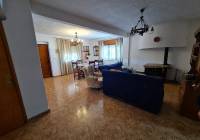 Resale - Country House - Sax