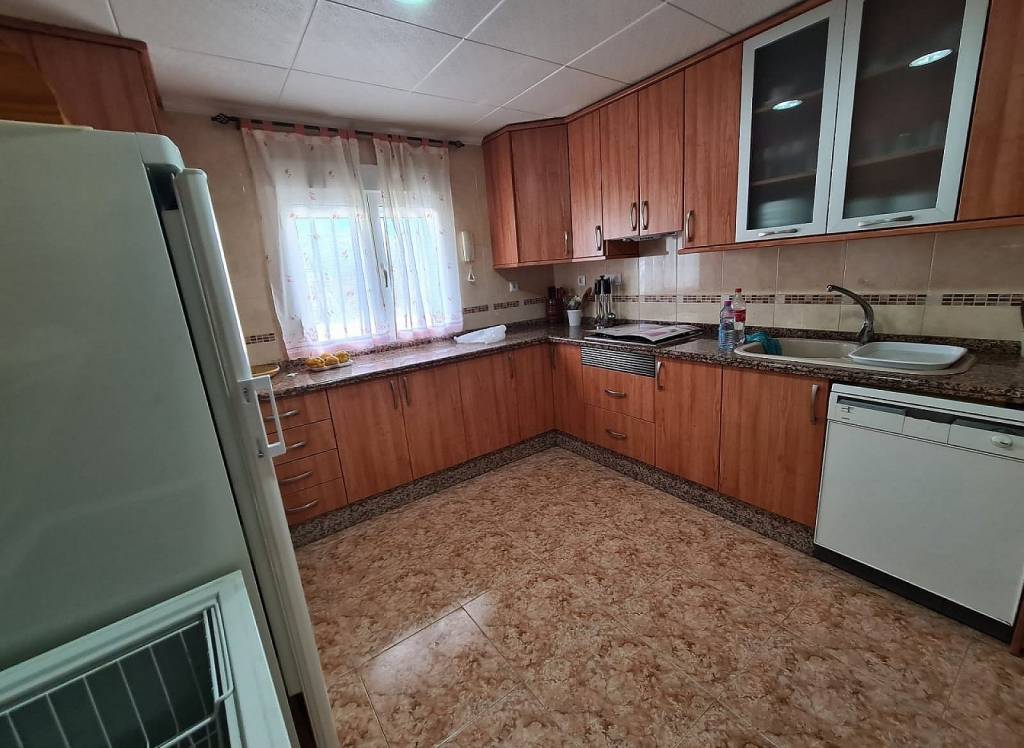 Resale - Country House - Sax