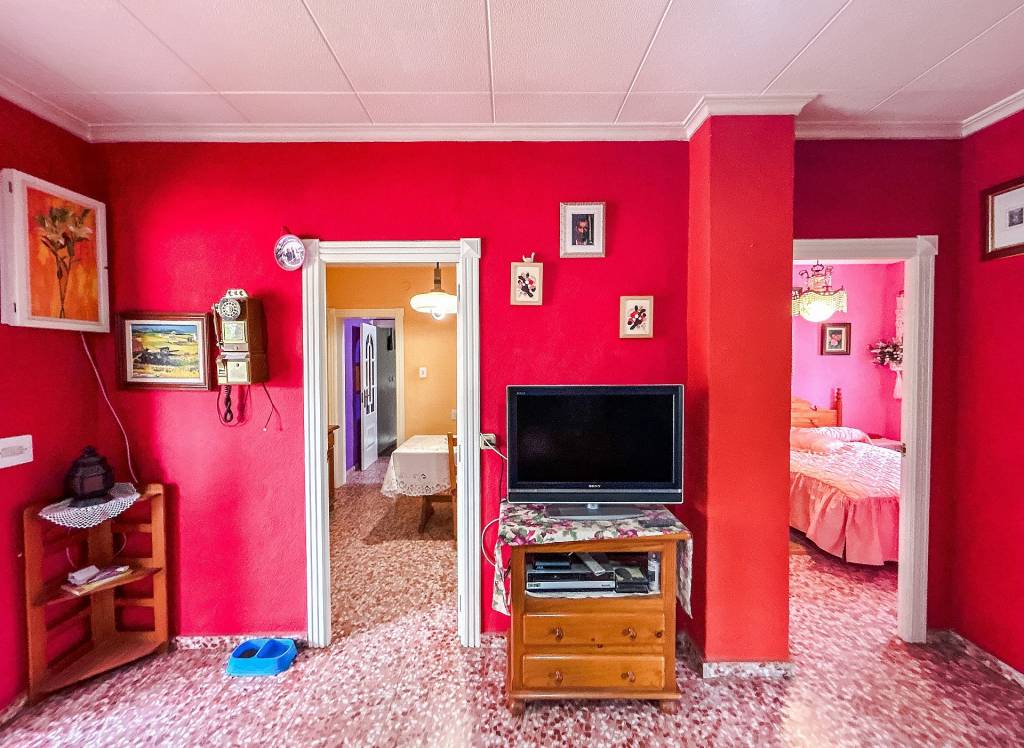 Resale - Country House - Sax