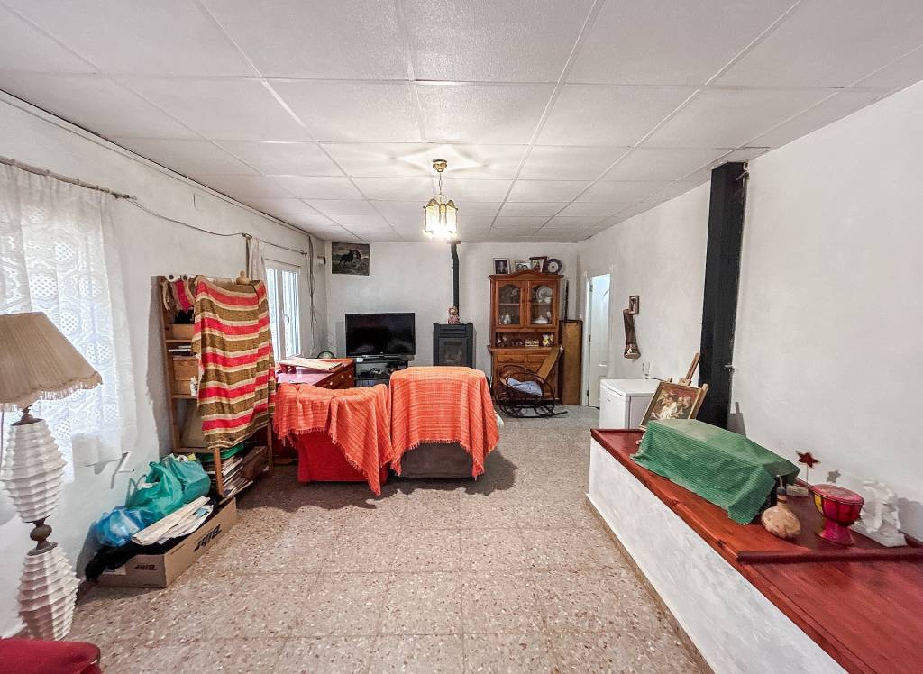 Resale - Country House - Sax