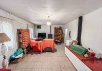 Resale - Country House - Sax