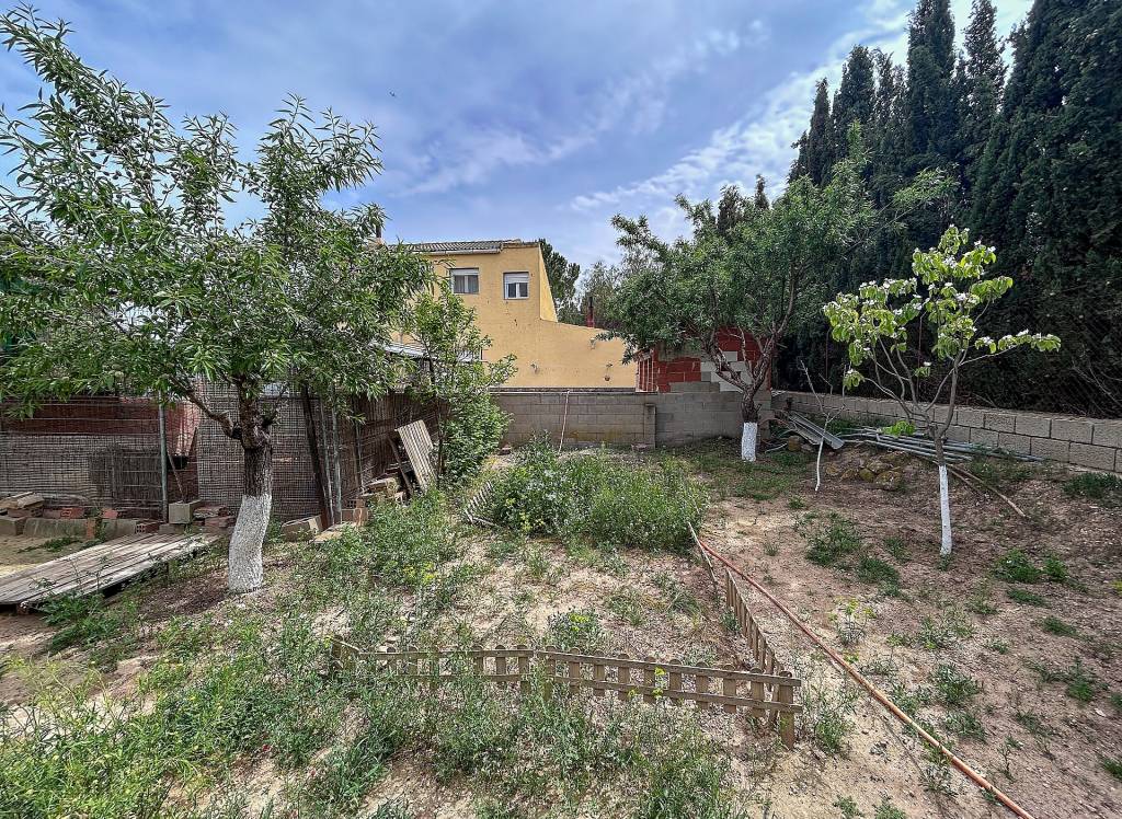 Resale - Country House - Sax