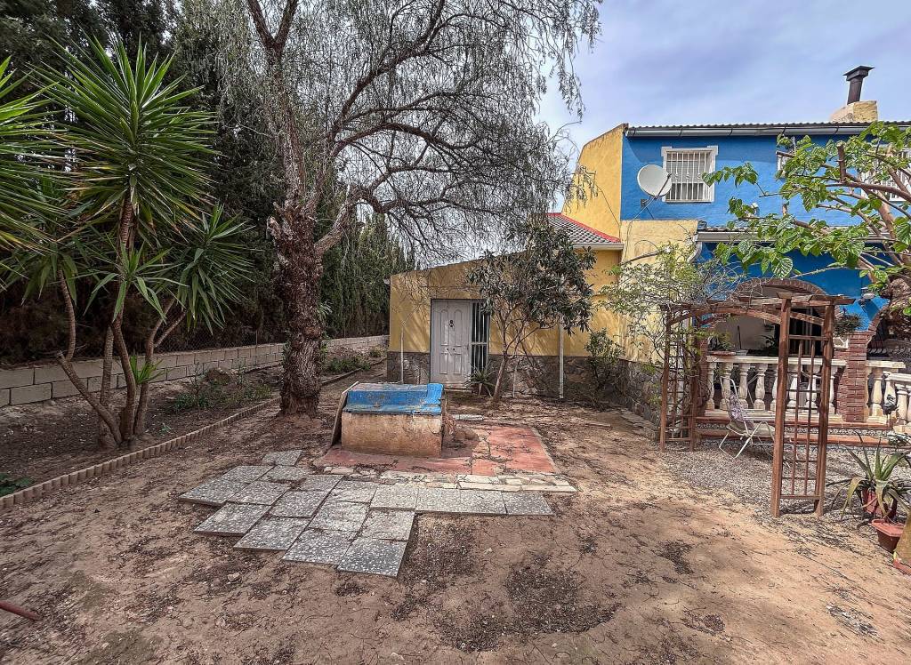 Resale - Country House - Sax