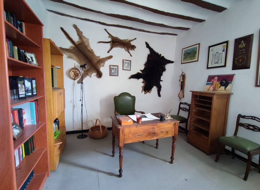 Resale - Country House - Yecla