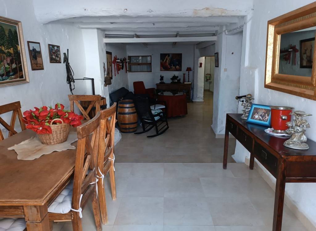 Resale - Country House - Yecla