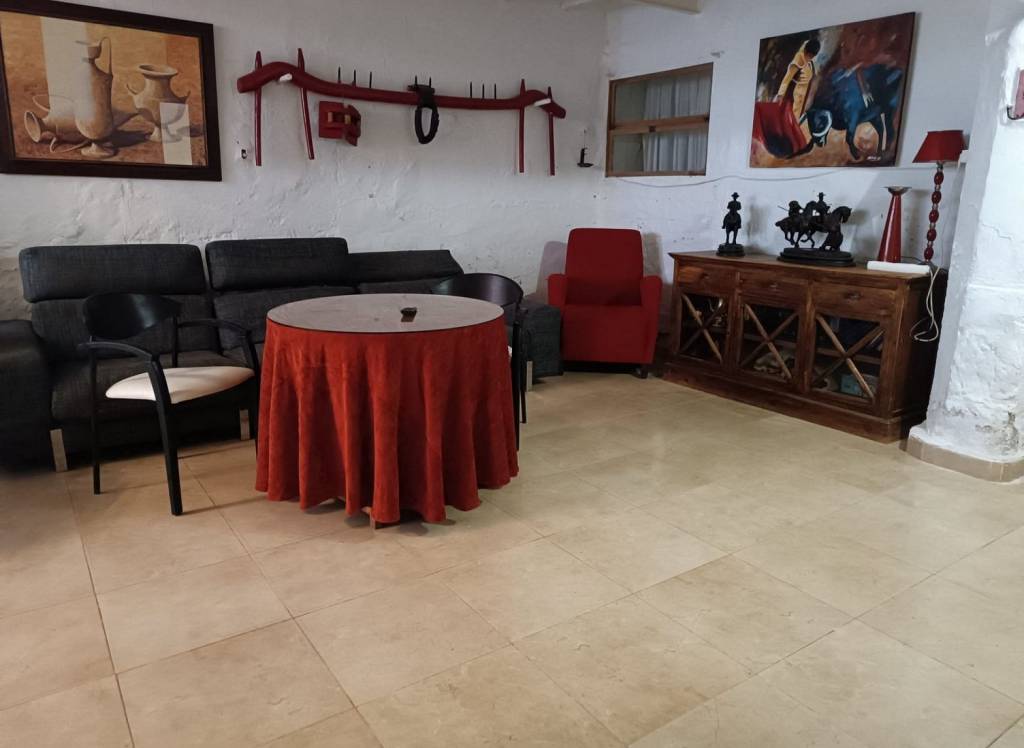 Resale - Country House - Yecla