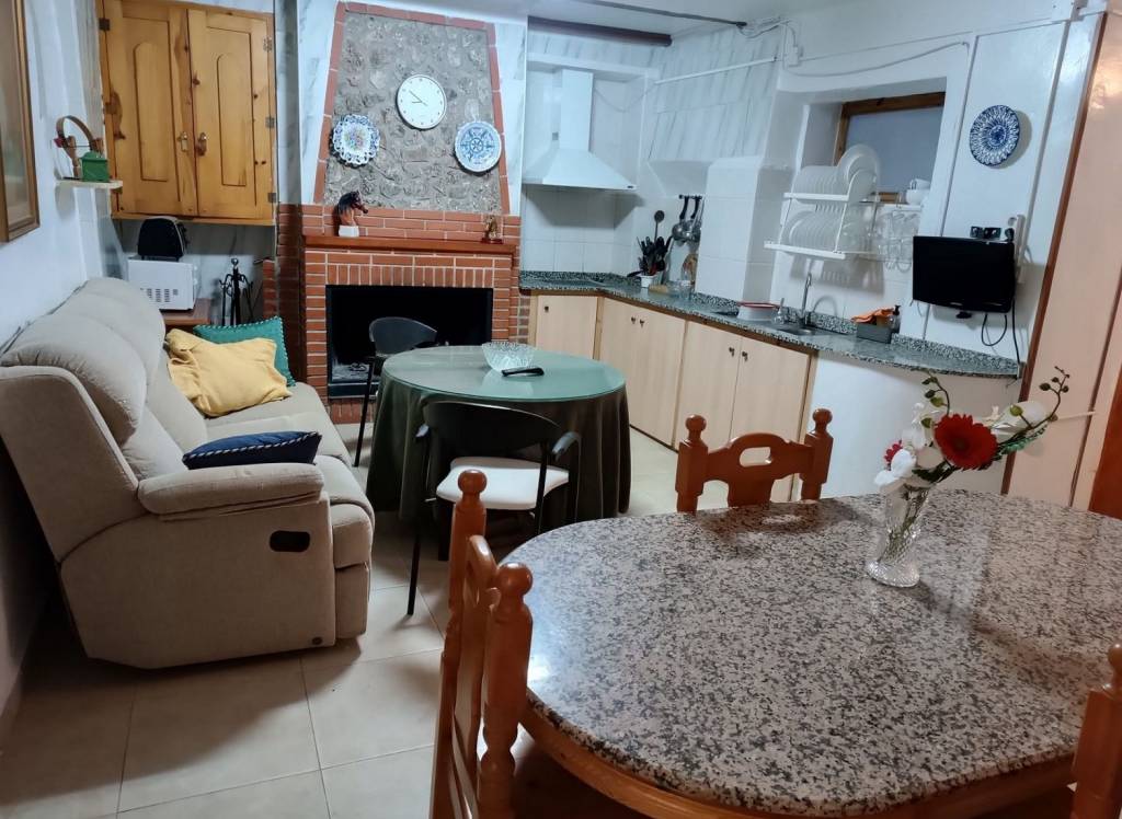 Resale - Country House - Yecla