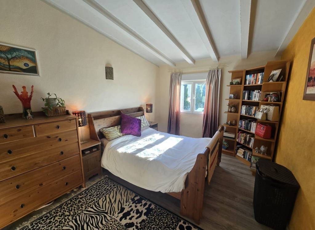 Resale - Detached Villa - Castalla