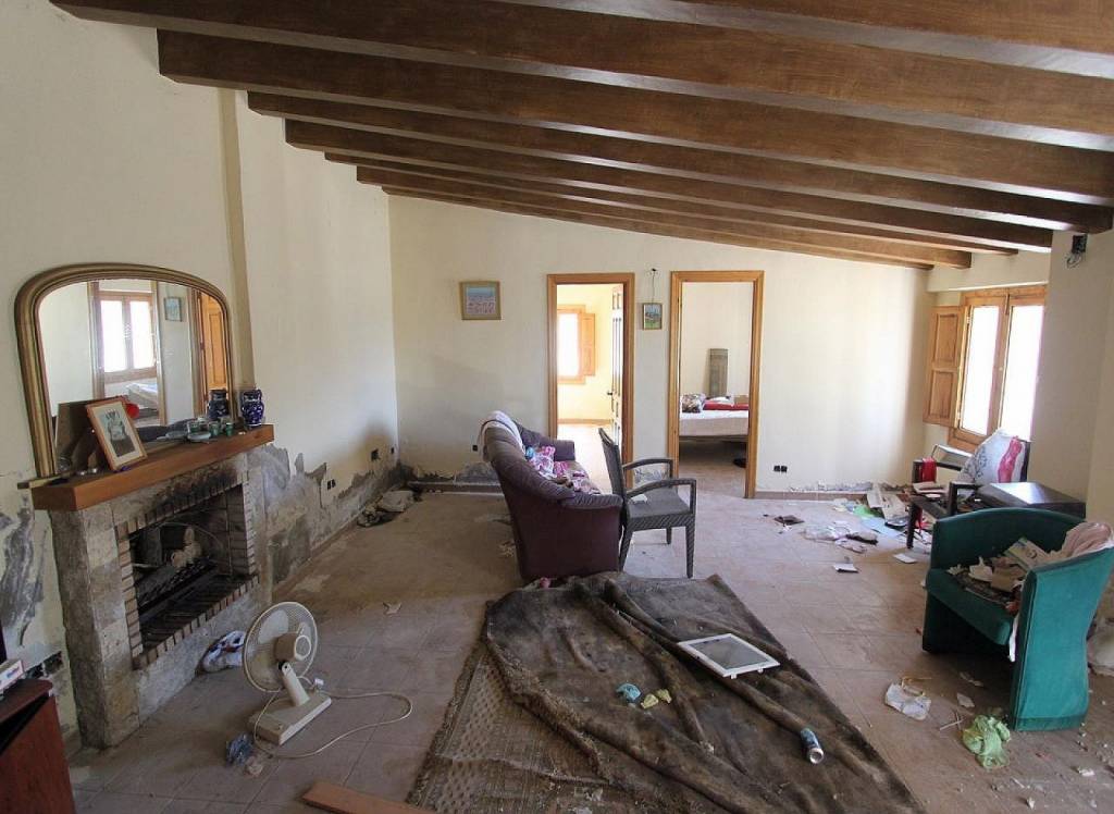 Resale - Detached Villa - Petrer