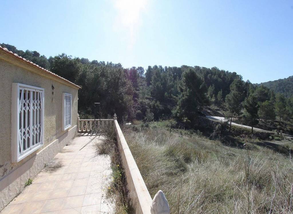 Resale - Detached Villa - Petrer