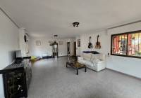 Resale - Detached Villa - Salinas