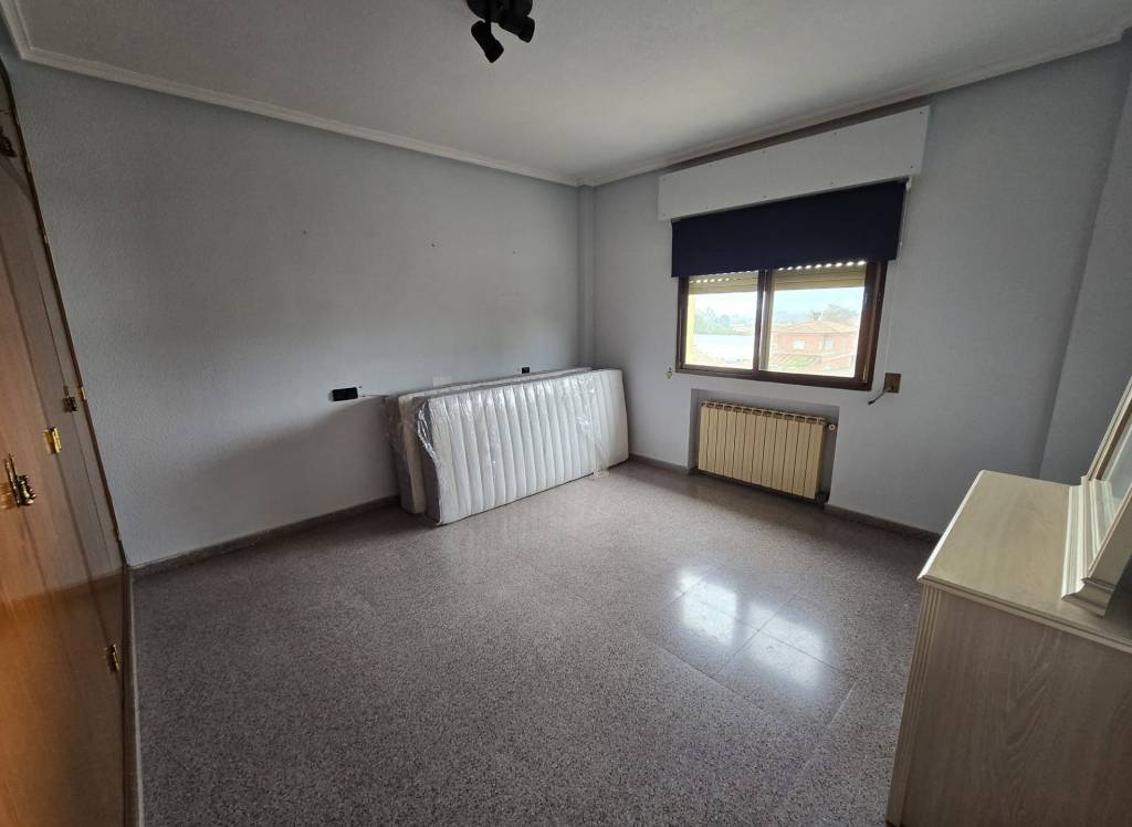 Resale - Detached Villa - Salinas