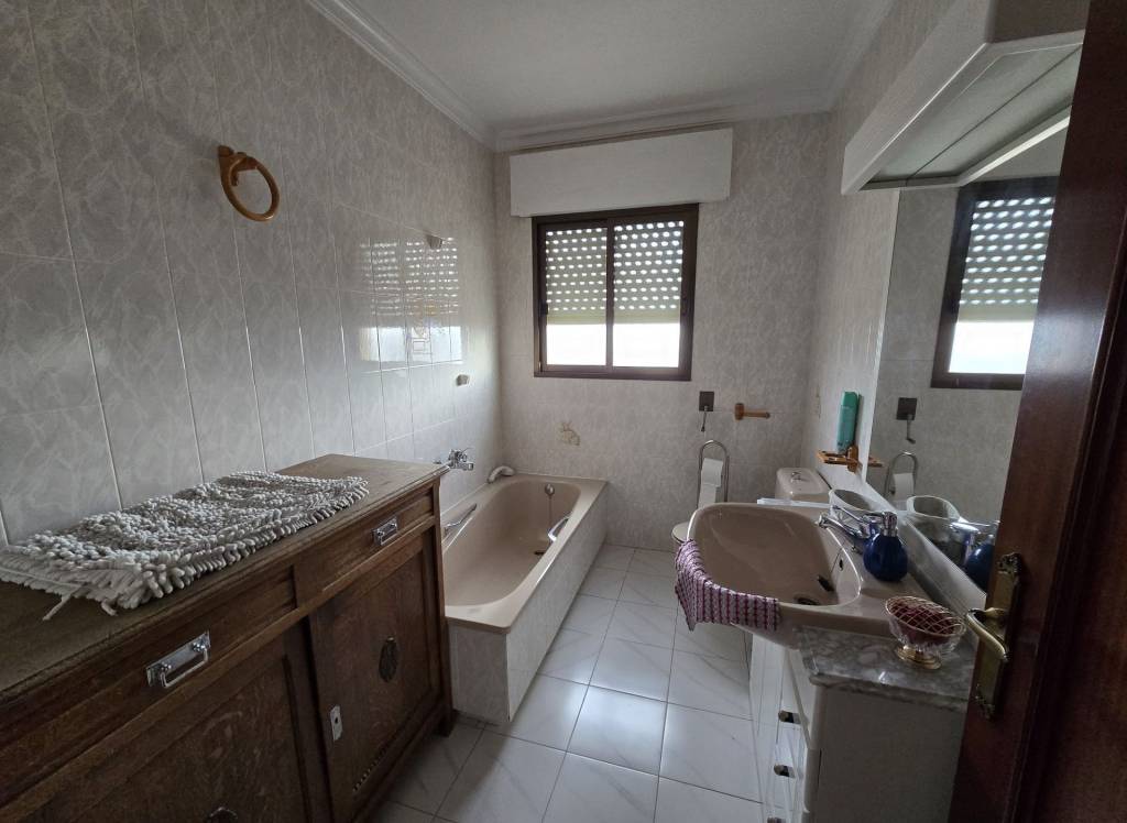 Resale - Detached Villa - Salinas