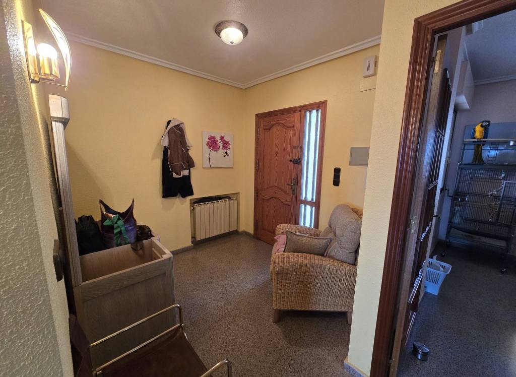 Resale - Detached Villa - Salinas