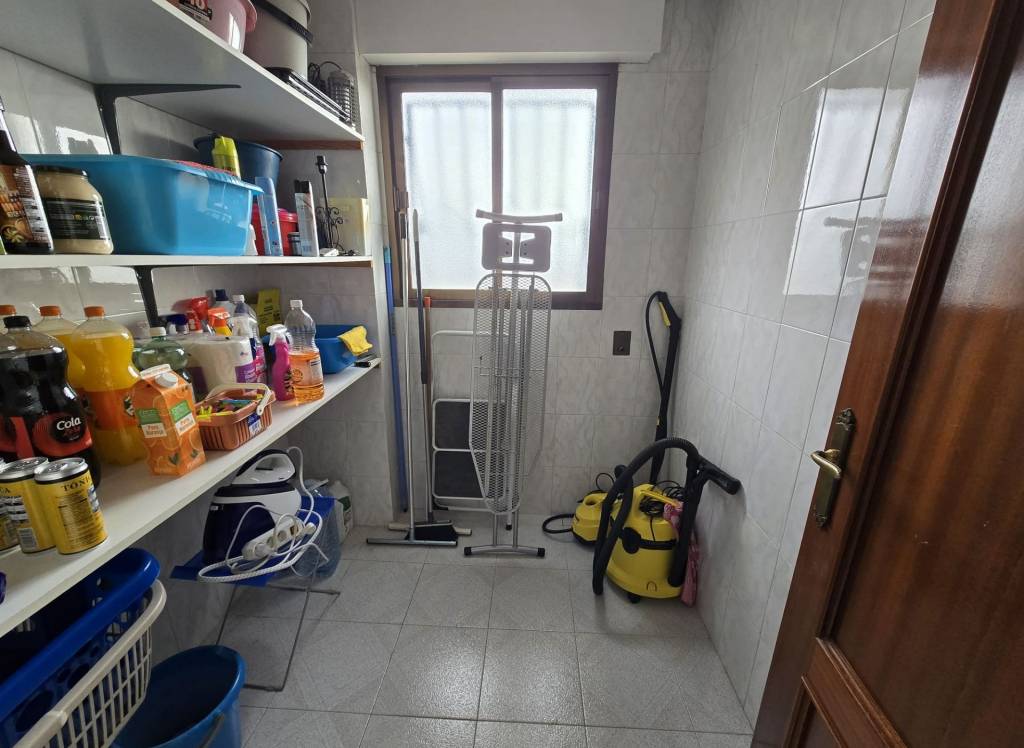 Resale - Detached Villa - Salinas