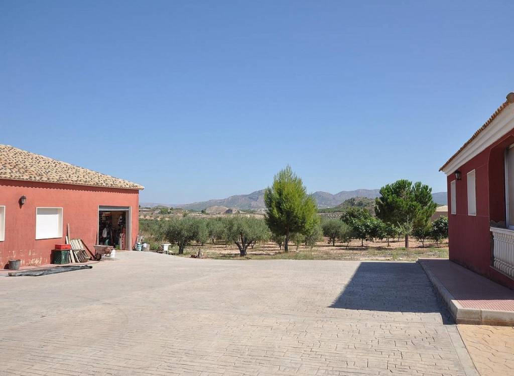 Resale - Detached Villa - Sax