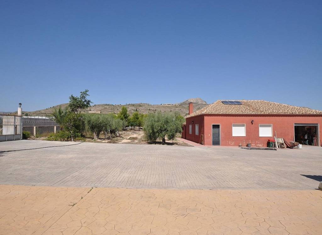 Resale - Detached Villa - Sax