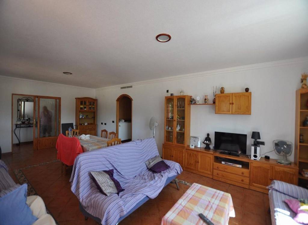 Resale - Detached Villa - Sax