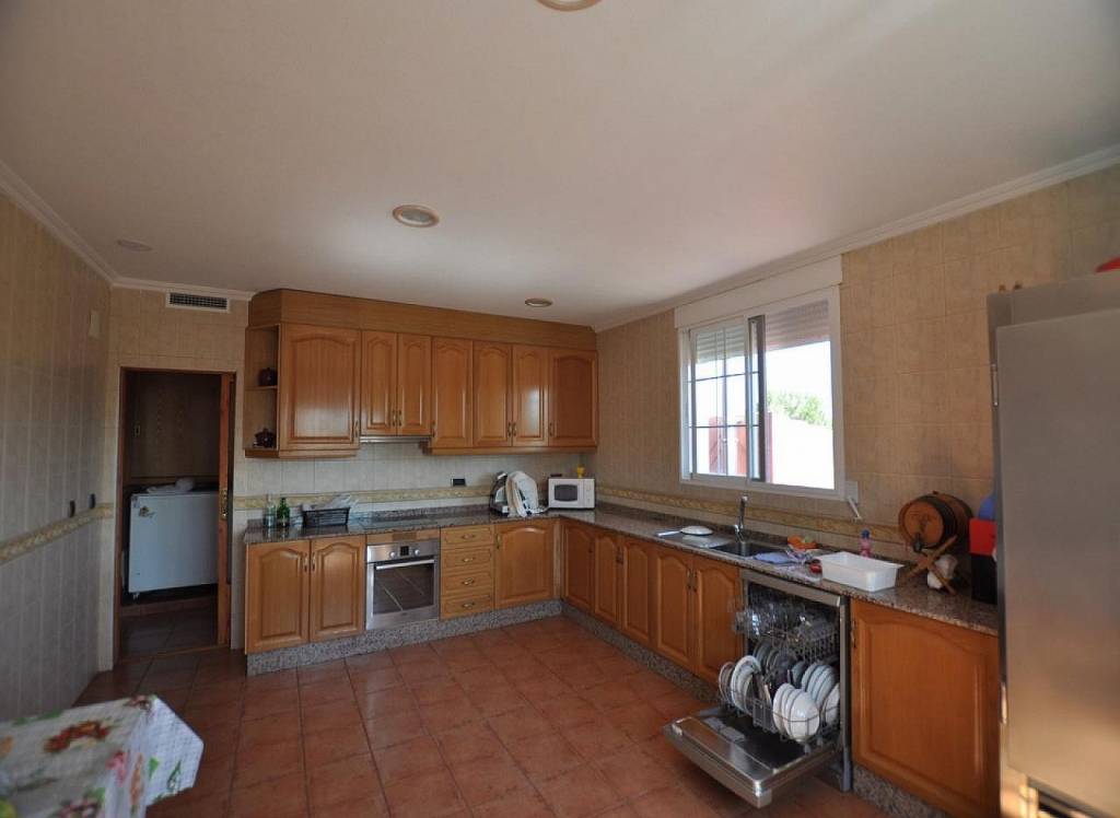 Resale - Detached Villa - Sax