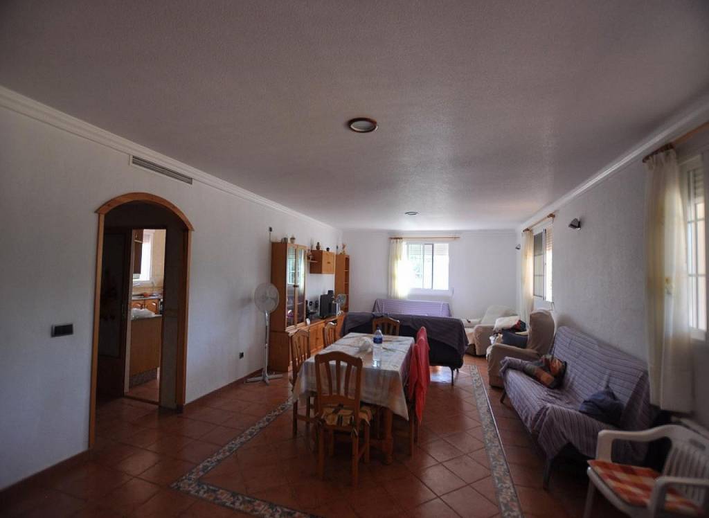 Resale - Detached Villa - Sax