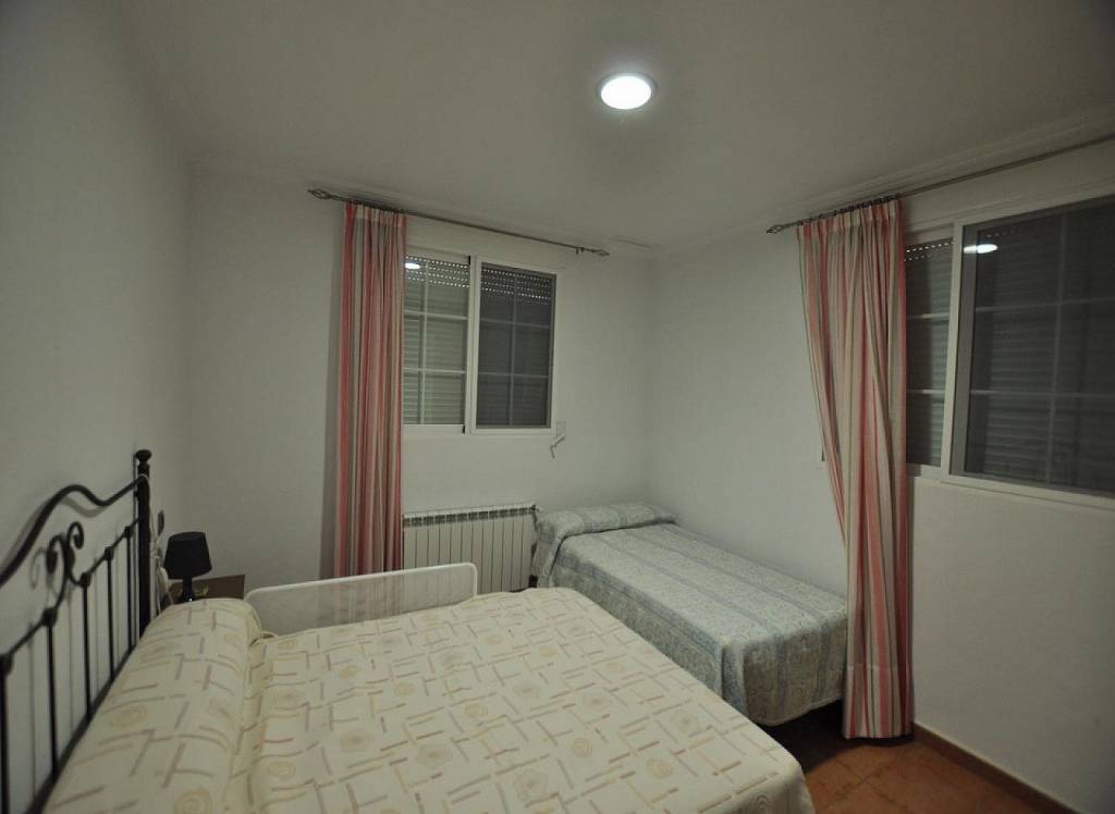 Resale - Detached Villa - Sax