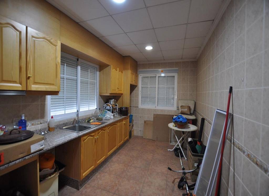 Resale - Detached Villa - Sax