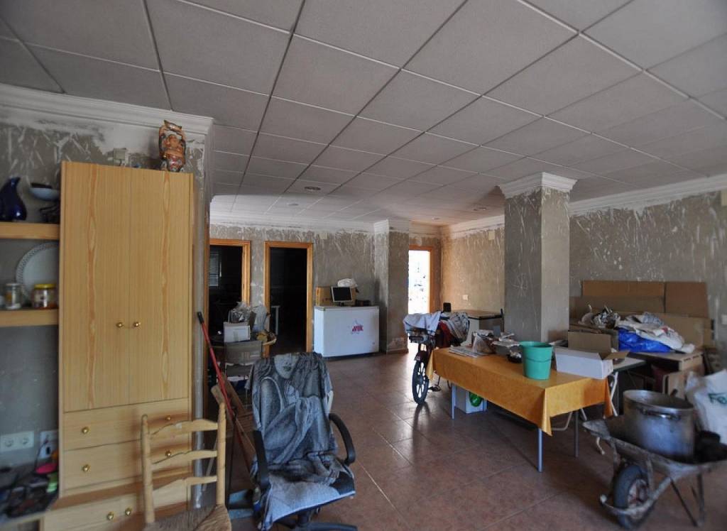 Resale - Detached Villa - Sax