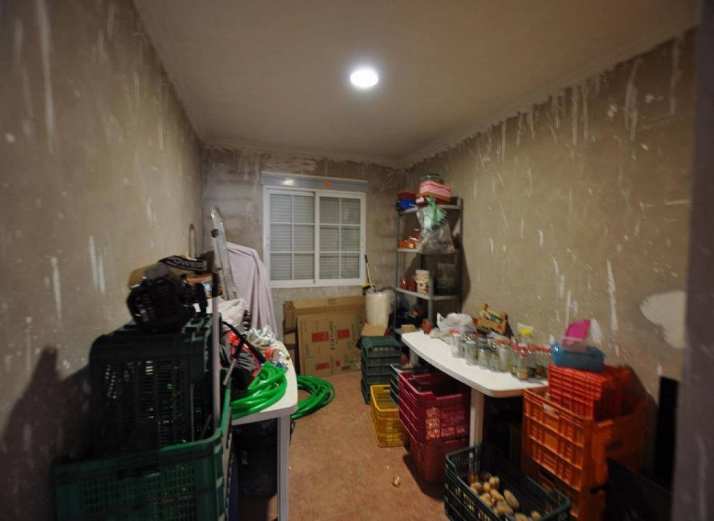 Resale - Detached Villa - Sax