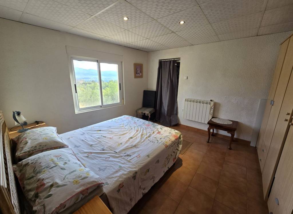 Resale - Detached Villa - Sax