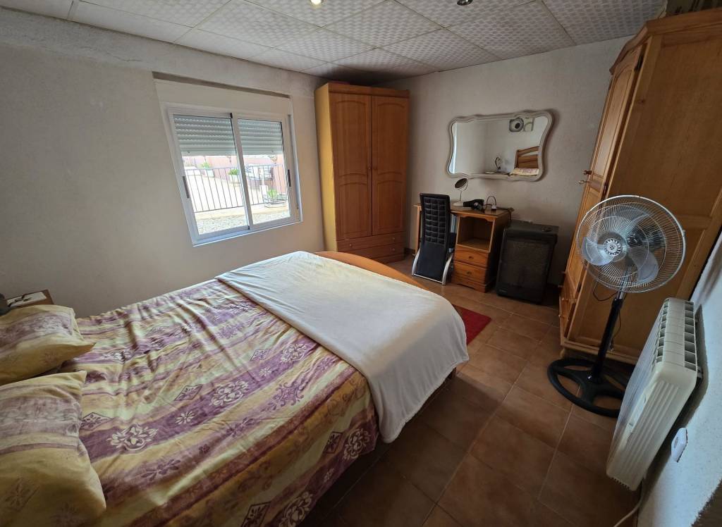 Resale - Detached Villa - Sax