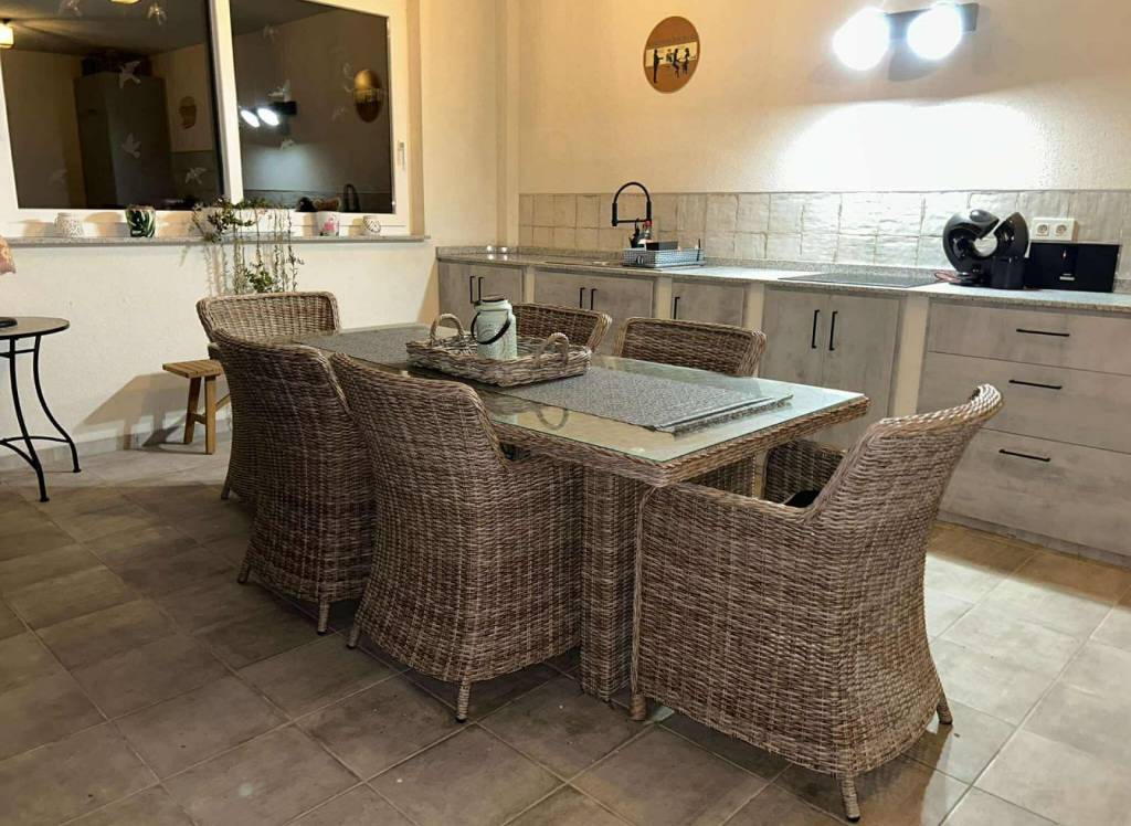 Resale - Detached Villa - Sax