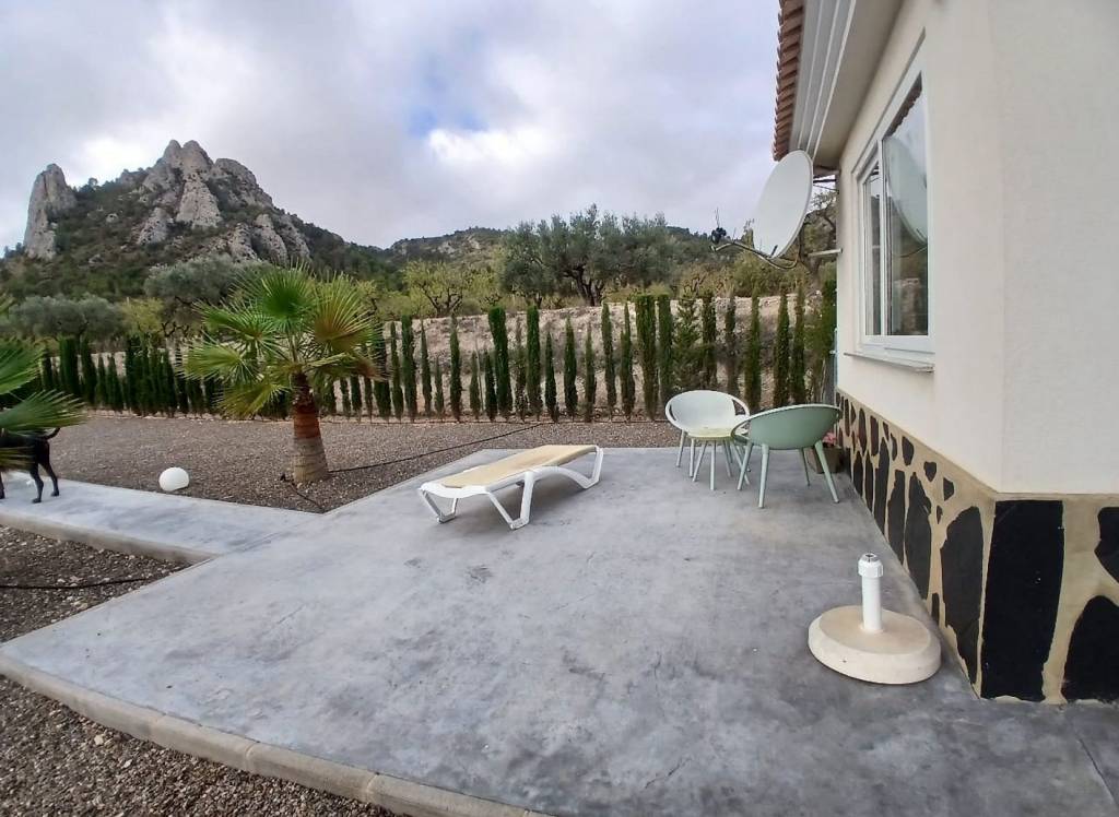 Resale - Detached Villa - Sax