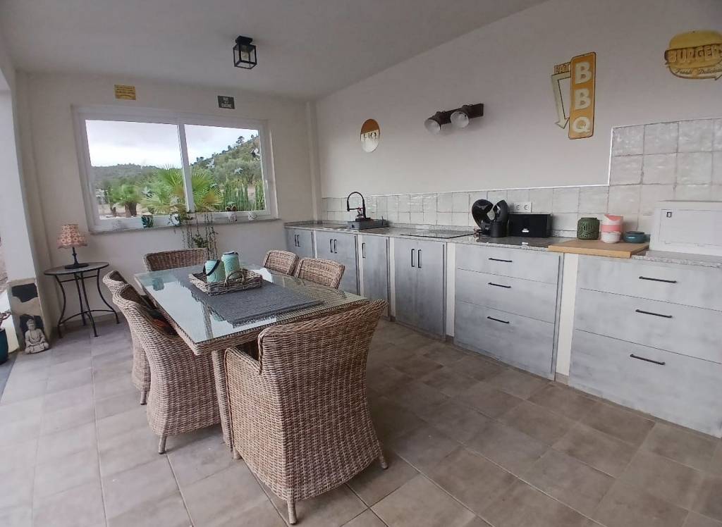 Resale - Detached Villa - Sax